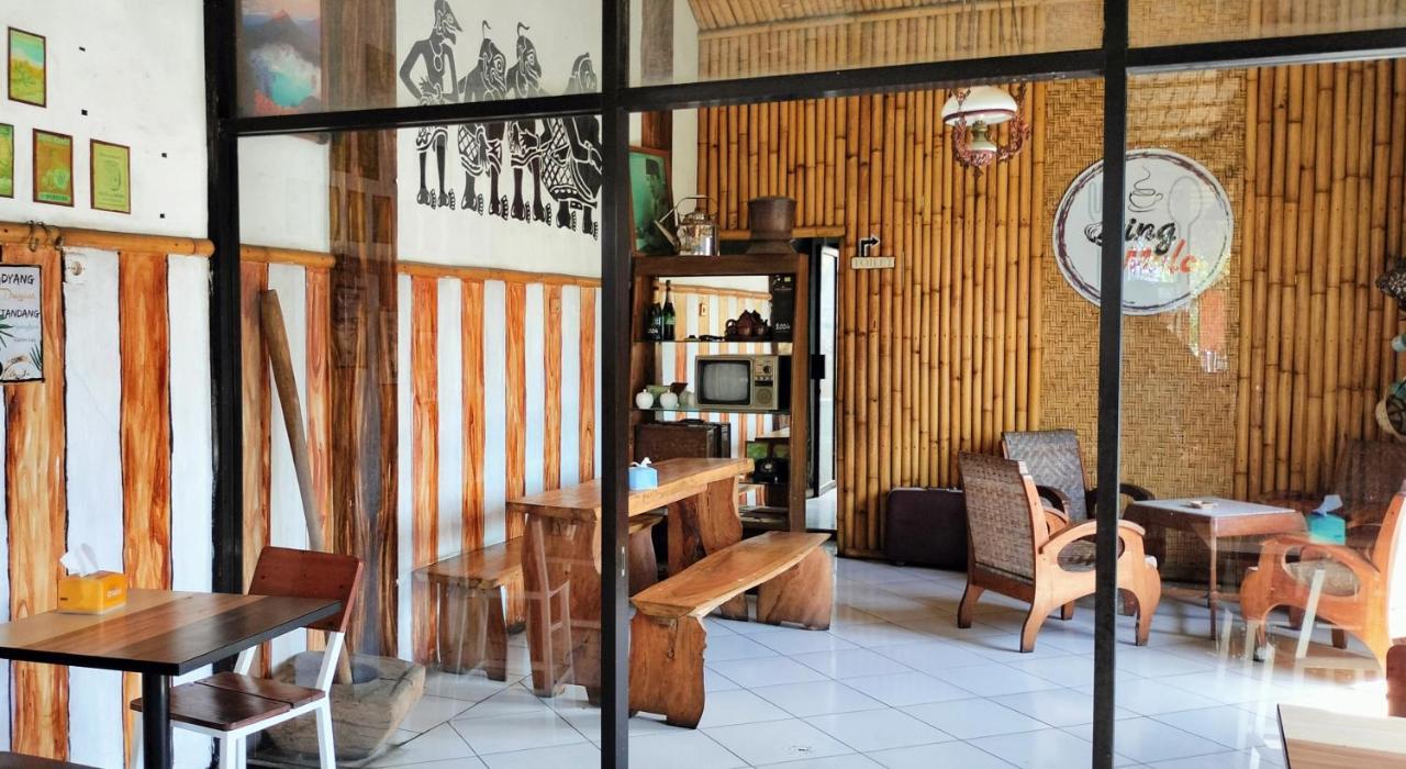 Latansa Homestay Banyuwangi (East Java) Exterior foto